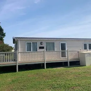 M58 2 Bedroom, 6 Berth Caravan Holiday park
